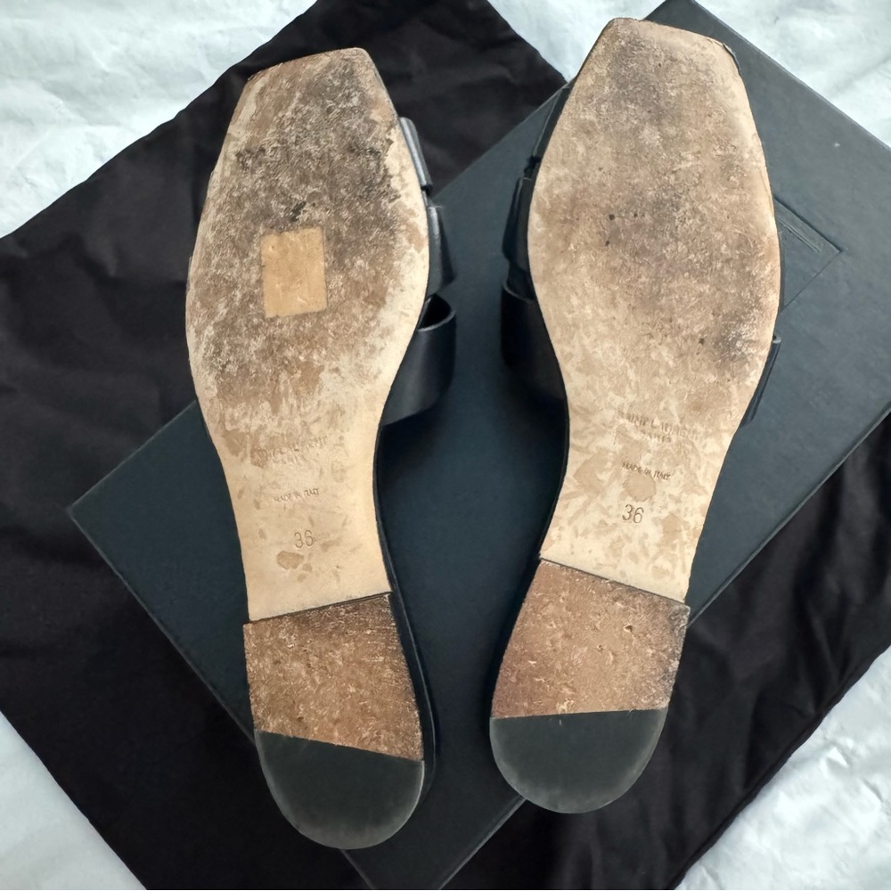 Saint Laurent Tribute Leather Sandal - Picture 15 of 16